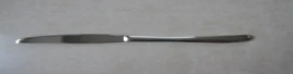 dessert knife